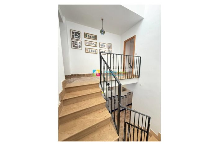 Image No.20-4 Bed Townhouse for sale