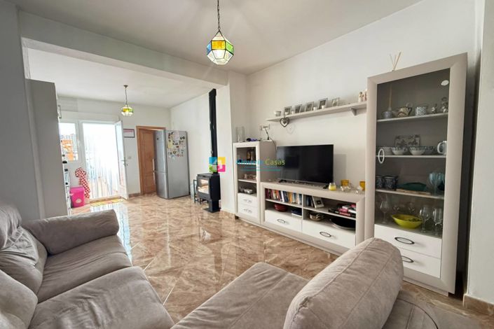 Image No.9-4 Bed Townhouse for sale