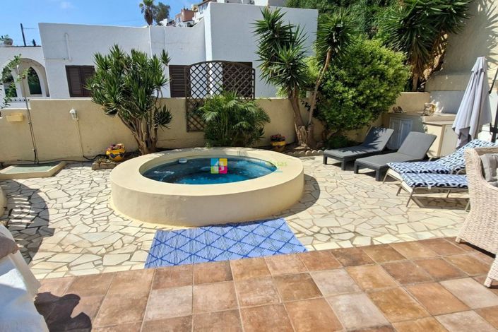 Image No.16-5 Bed Villa for sale