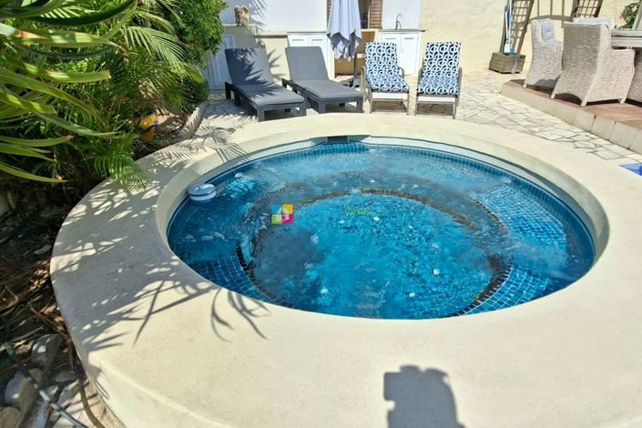 Image No.17-5 Bed Villa for sale