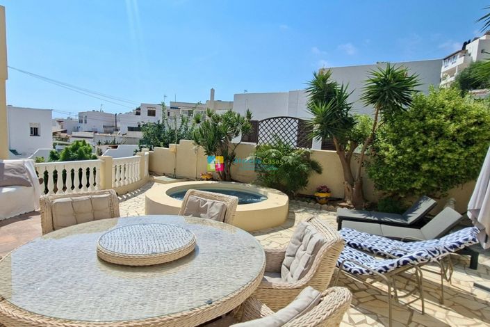 Image No.18-5 Bed Villa for sale