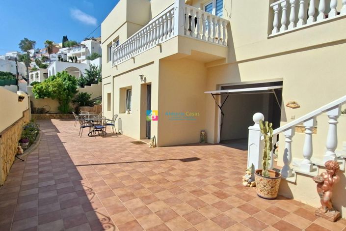 Image No.35-5 Bed Villa for sale