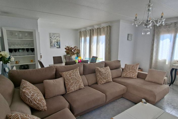 Image No.5-5 Bed Villa for sale