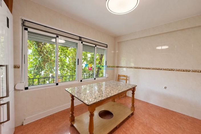 Image No.6-Townhouse for sale
