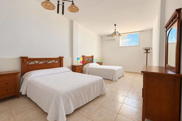 Image No.16-4 Bed Duplex for sale