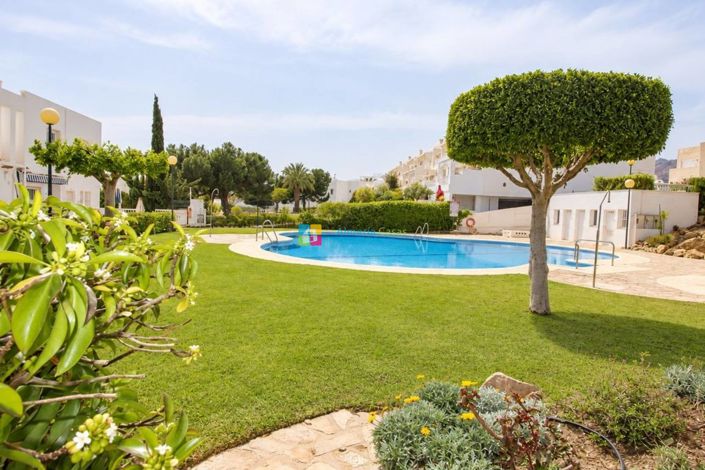 Image No.2-4 Bed Duplex for sale