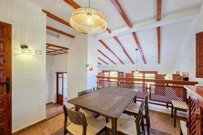 Image No.16-4 Bed Country House for sale
