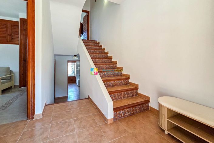 Image No.32-4 Bed Country House for sale