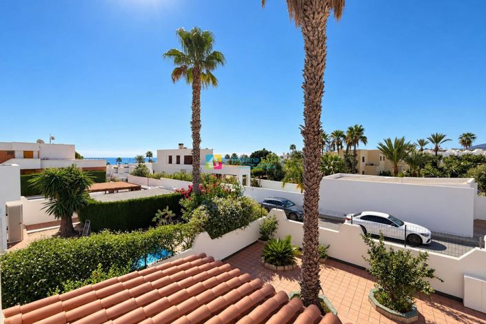 Image No.27-3 Bed Villa for sale