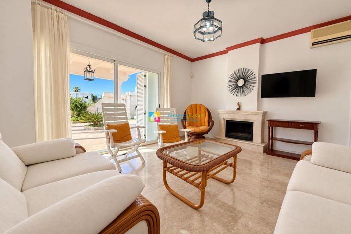 Image No.5-3 Bed Villa for sale