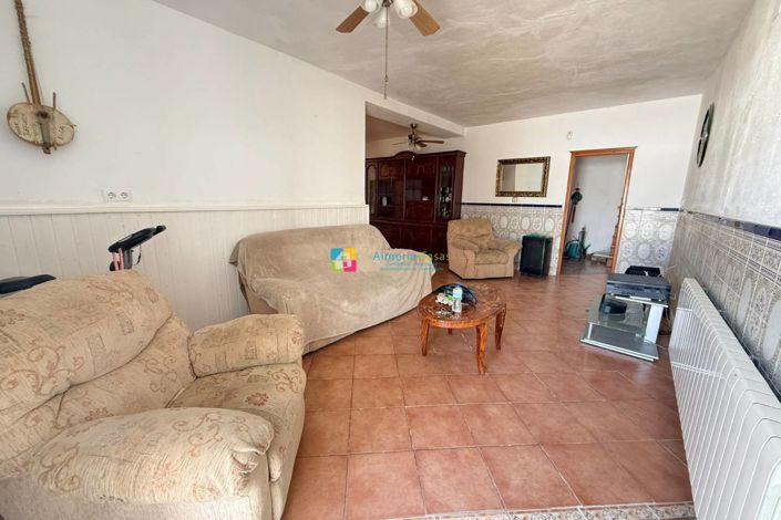 Image No.7-5 Bed Country House for sale