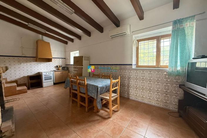 Image No.2-3 Bed Country House for sale