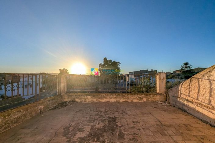 Image No.27-4 Bed Country House for sale