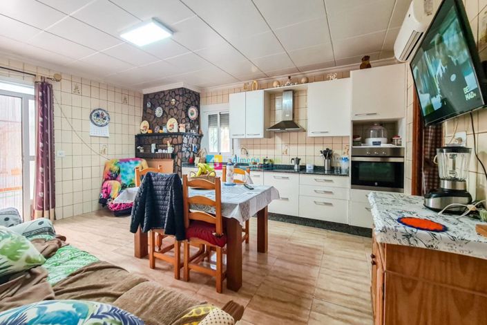 Image No.25-5 Bed Country House for sale