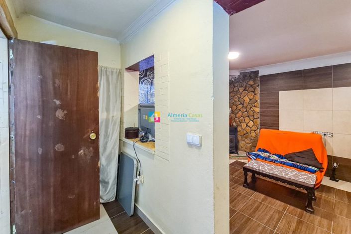 Image No.39-5 Bed Country House for sale