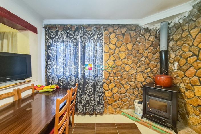 Image No.46-5 Bed Country House for sale