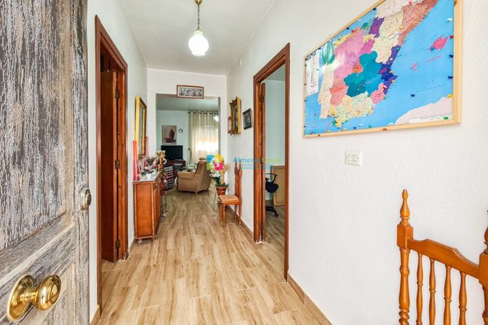 Image No.9-5 Bed Country House for sale