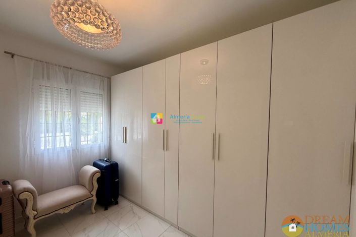 Image No.16-3 Bed Villa for sale