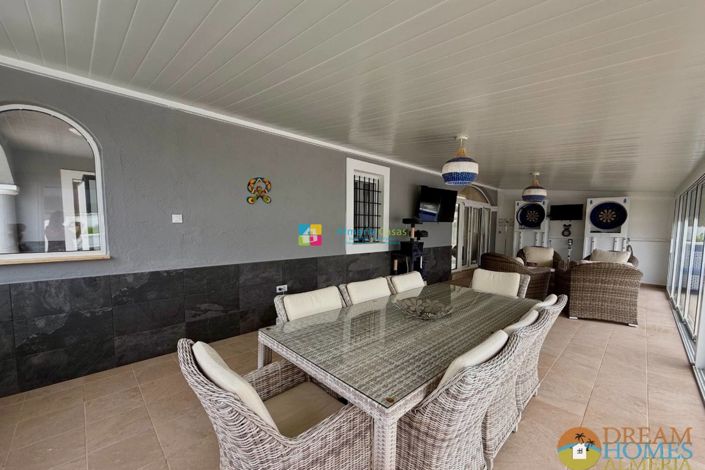 Image No.29-3 Bed Villa for sale