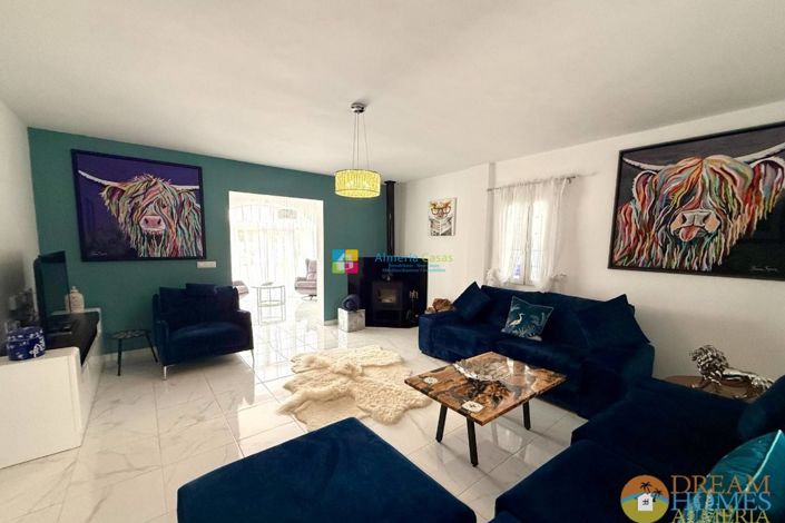 Image No.7-3 Bed Villa for sale