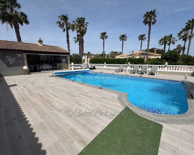 Image No.20-3 Bed Villa for sale