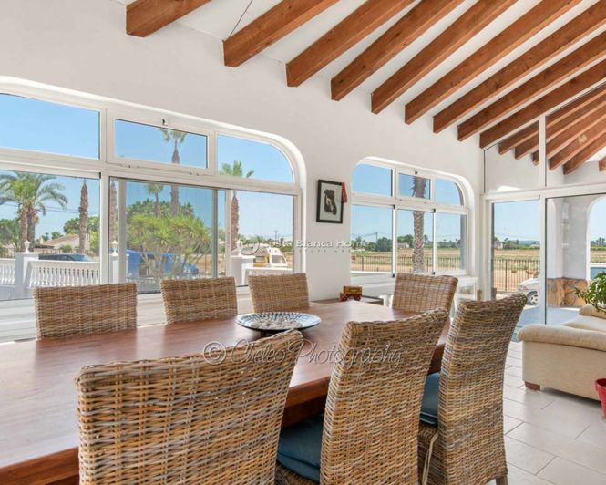 Image No.25-4 Bed Villa for sale