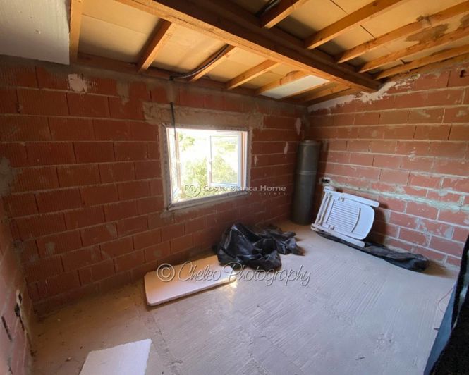 Image No.20-15 Bed Villa for sale