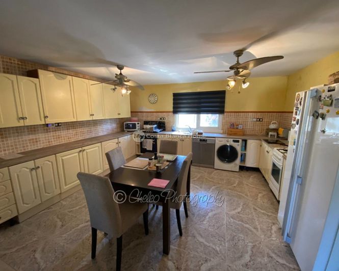 Image No.24-Villa de 15 chambres à vendre à Crevillente