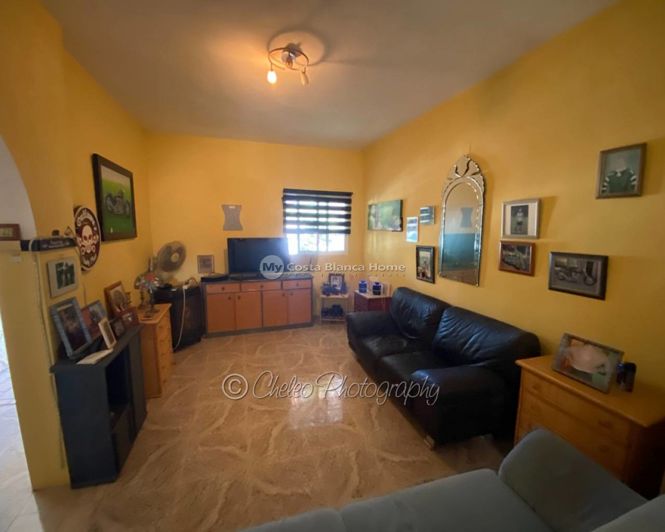 Image No.25-15 Bed Villa for sale