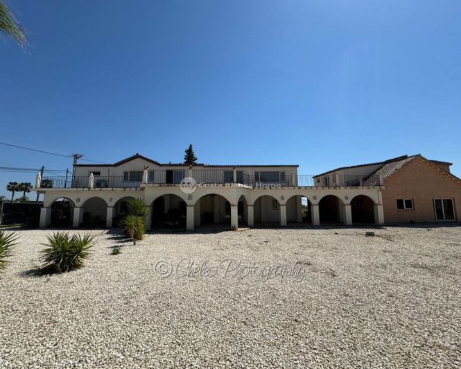 Image No.43-Villa de 15 chambres à vendre à Crevillente