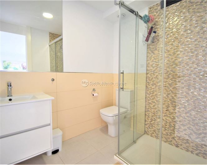 Image No.23-Villa de 3 chambres à vendre à Orihuela Costa