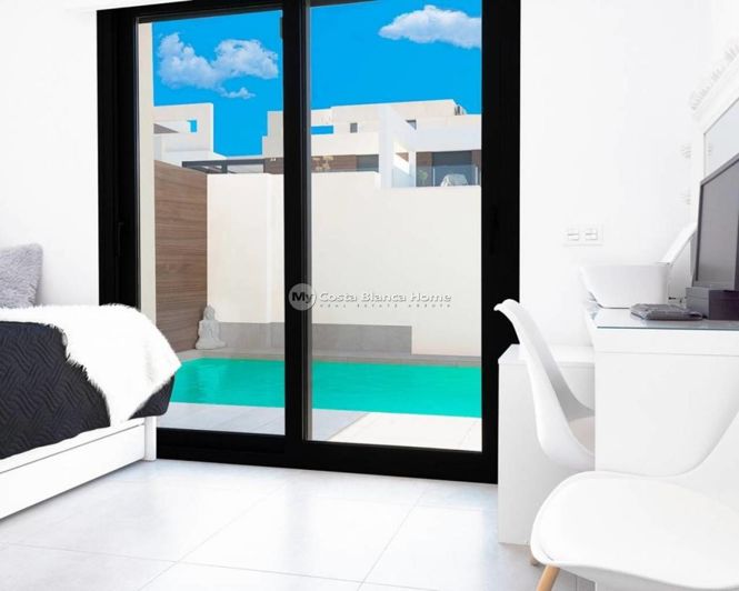 Image No.13-4 Bed Villa for sale