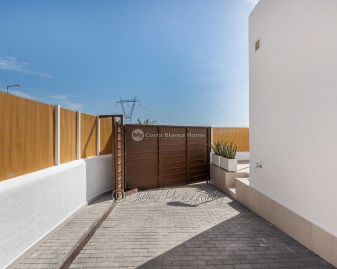 Image No.36-3 Bed Villa for sale