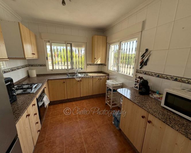 Image No.4-Maison de campagne de 5 chambres à vendre à Catral