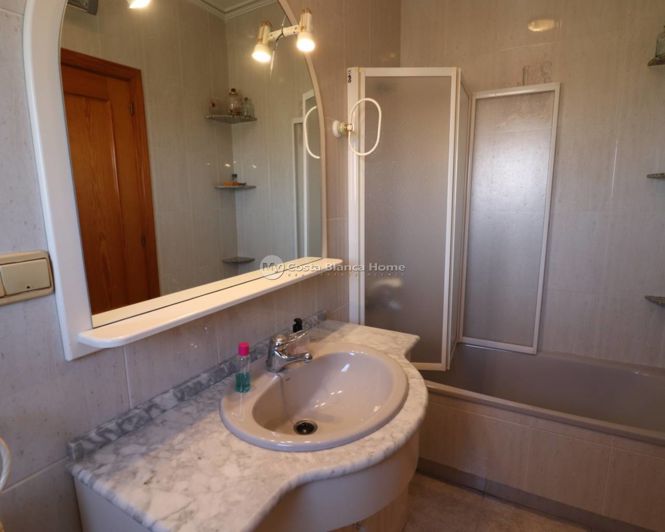 Image No.13-3 Bed Villa for sale