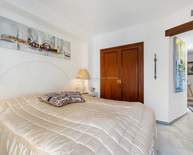 Image No.12-3 Bed Apartment for sale