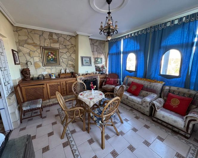 Image No.10-6 Bed Villa for sale