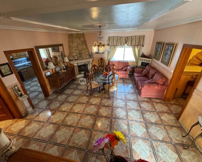 Image No.13-6 Bed Villa for sale