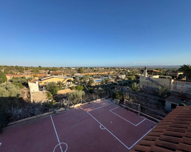 Image No.26-6 Bed Villa for sale