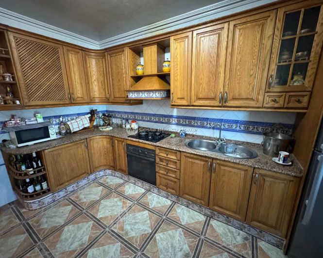 Image No.8-6 Bed Villa for sale