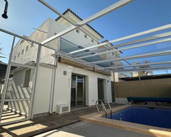 1 - Cox, Villa