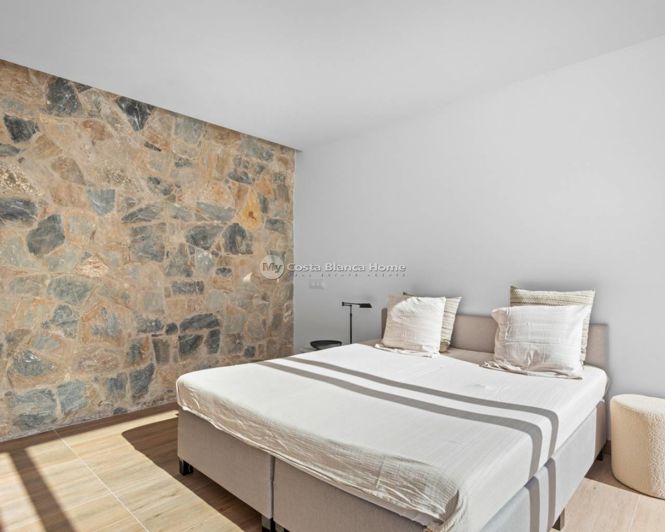 Image No.41-4 Bed Villa for sale