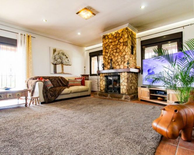 Image No.9-4 Bed Villa for sale