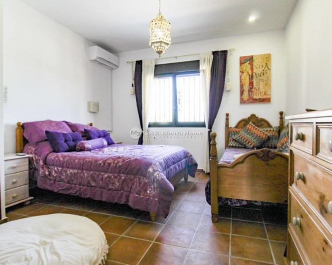 Image No.13-4 Bed Villa for sale