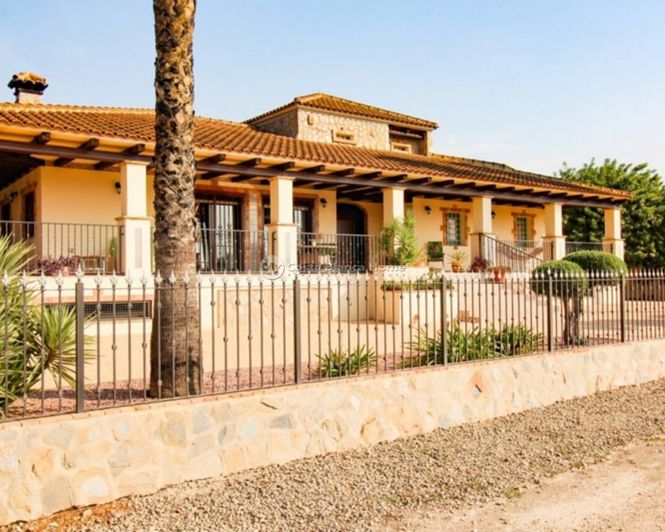 Image No.1-Villa de 4 chambres à vendre à Bigastro