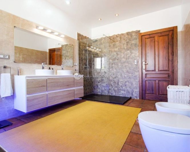 Image No.23-4 Bed Villa for sale