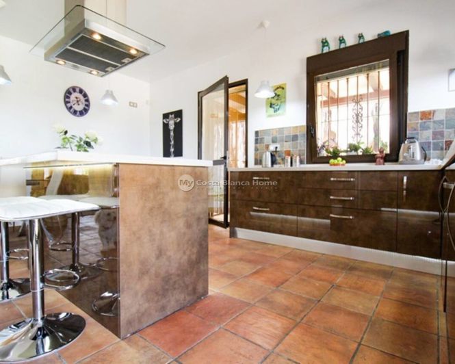 Image No.28-4 Bed Villa for sale