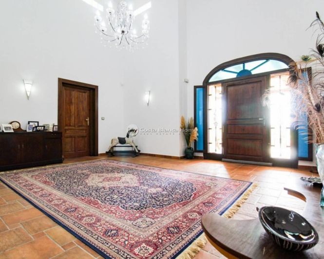 Image No.31-4 Bed Villa for sale