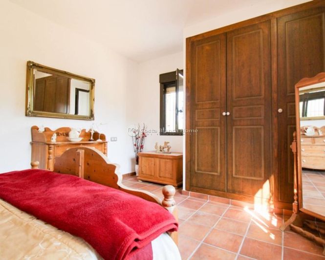 Image No.37-4 Bed Villa for sale