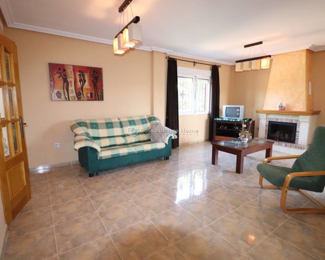 Image No.7-3 Bed Country House for sale